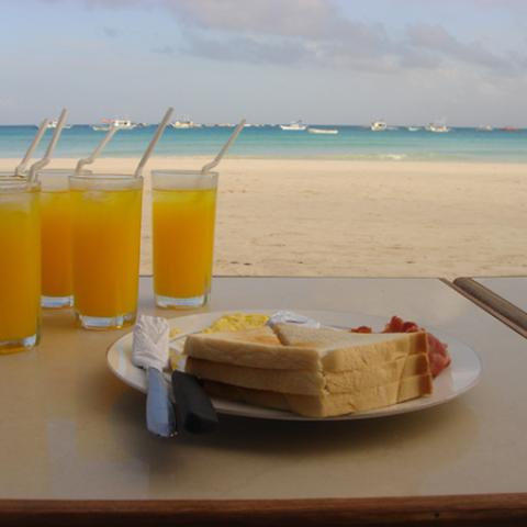 image breakfast_lr_0018-jpg