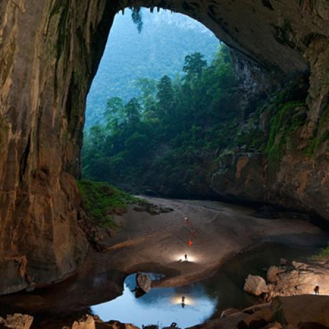 image caves_and_canyons_lr_0003-jpg
