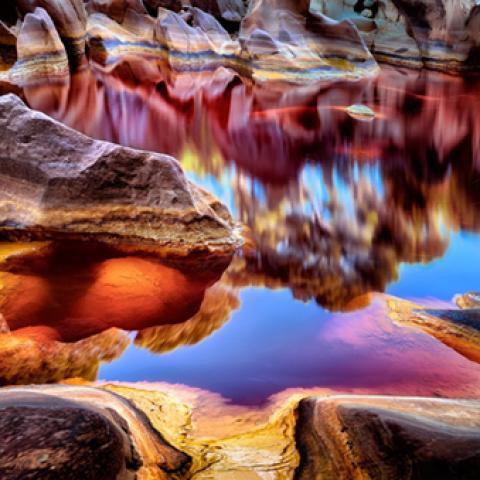 image volcano_and_lava_lr_0002-jpg